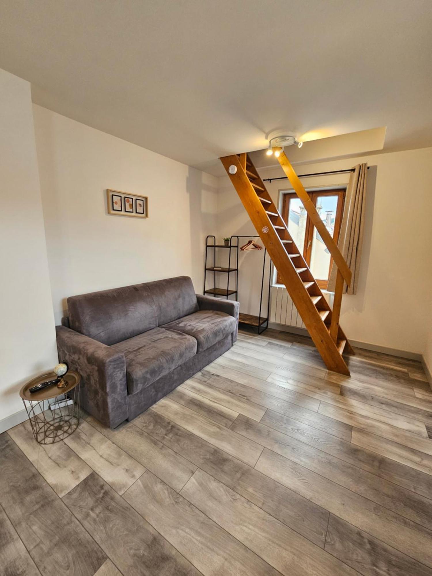 Апартаменты Pontarlier Le Sympa ! 400M De La Gare - Ma Petite Resa Экстерьер фото